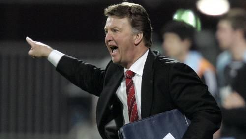 Schreit demnächst auf Deutsch: Der neue Bayern-Trainer Louis van Gaal. Schreit demnächst auf Deutsch: Der neue Bayern-Trainer Louis van Gaal.