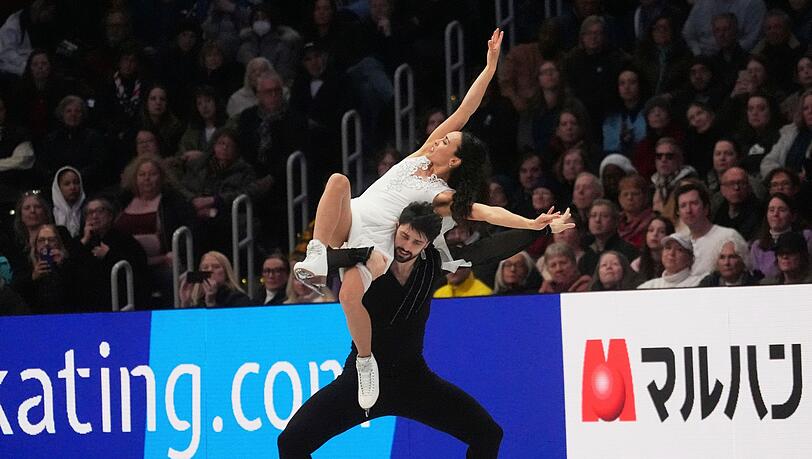 Jennifer Janse van Rensburg und Benjamin Steffan wurden bei der Nebelhorn Trophy Vierter.