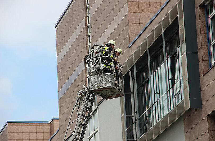 Die Bilder vom Brand an der Hopfenpost