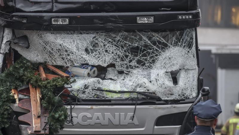 Todes-Lkw: Der von Anis Amri gekaperte Sattelschlepper nach dem Anschlag. Todes-Lkw: Der von Anis Amri gekaperte Sattelschlepper nach dem Anschlag.