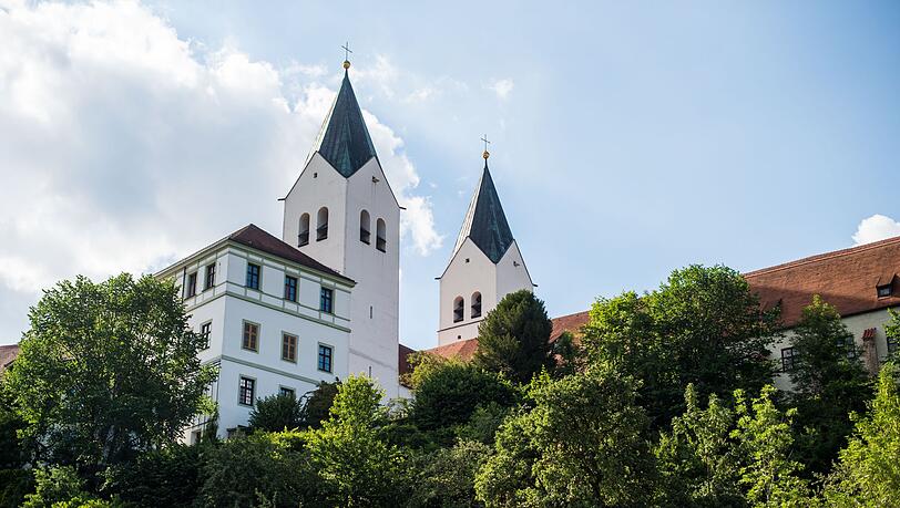 Traditionell wird im Freisinger Dom die Priesterweihe f&uuml;r das Erzbistum M&uuml;nchen-Freising gefeiert. (Symbolbild)
