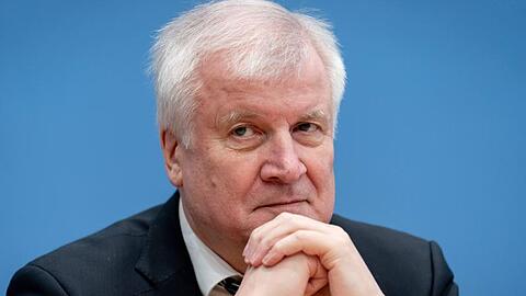 Horst Seehofer will am Dienstag an die Öffentlichkeit gehen.