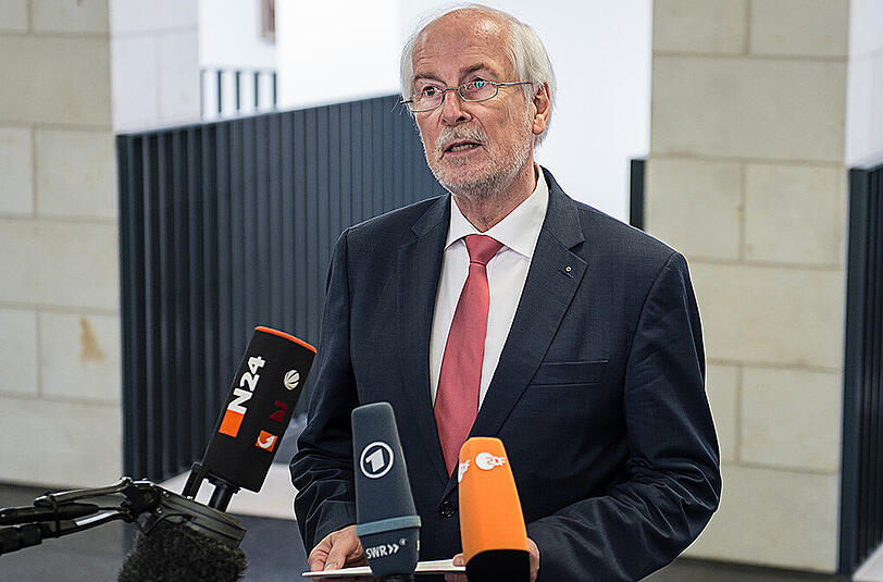 Nach seinen scharfen Angriffen gegen Justizminister Maas muss Generalbundesanwalt Range nun wohl seinen Hut nehmen.