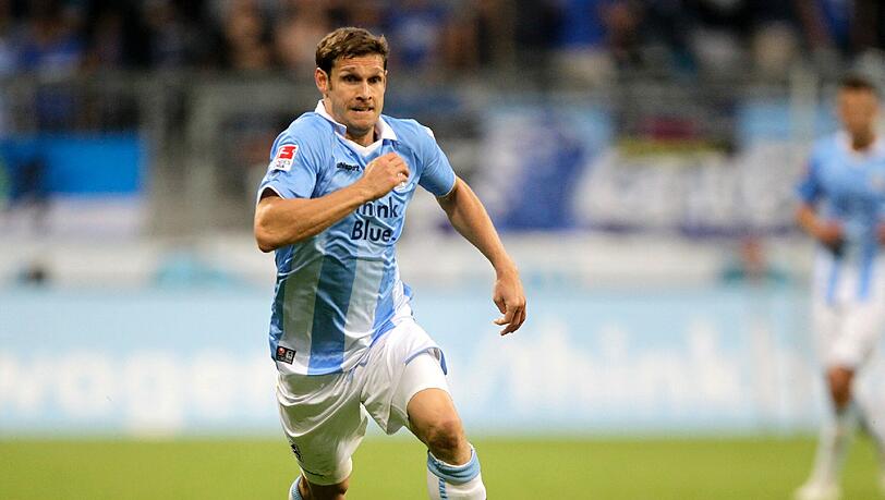 Immer weiter: Gegen Greuther Fürth rannten die Sechzger um Moritz Volz den Gegner in Grund und Boden. Immer weiter: Gegen Greuther Fürth rannten die Sechzger um Moritz Volz den Gegner in Grund und Boden.