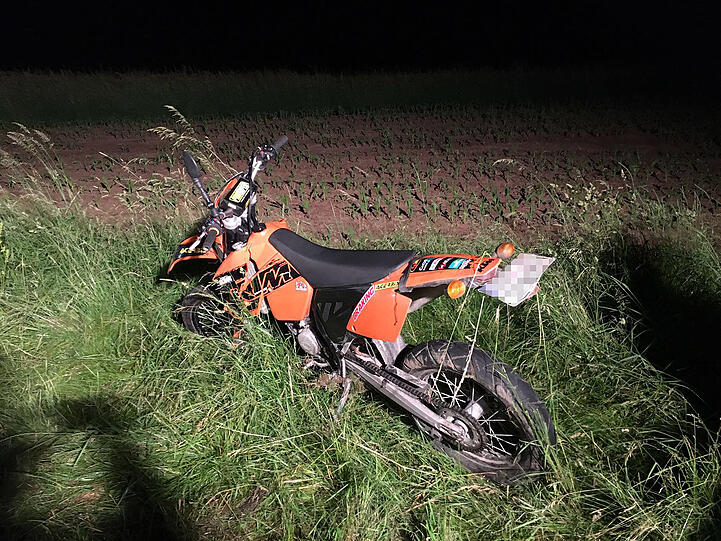 In Ansbach sind zwei Teenager von einem Geländewagen überfahren worden.