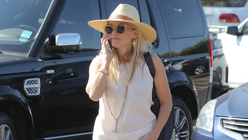 Reese Witherspoon beim Shoppen in Brentwood Reese Witherspoon beim Shoppen in Brentwood