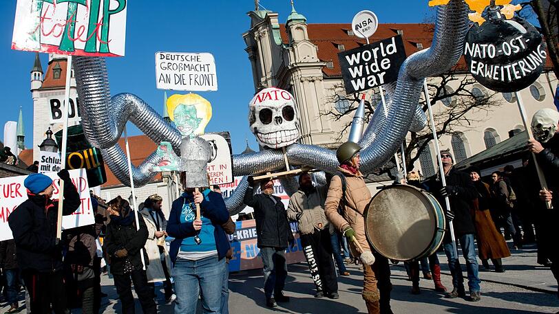 Demo 2015: Bunt und laut wird der Protest auch am Samstag.