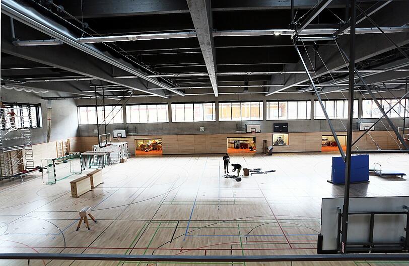 Die Dreifachturnhalle des neuen Gymnasiums in Trudering.