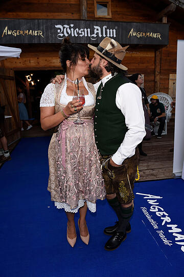 Saina Bayatpour und Manuel Cortez