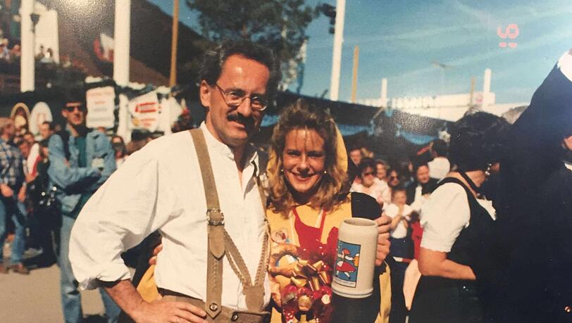 Silja Schrank-Steinberg als Münchner Kindl im Jahr 1995. Hier mit dem damaligen Oberbürgermeister Christian Ude (SPD). Silja Schrank-Steinberg als Münchner Kindl im Jahr 1995. Hier mit dem damaligen Oberbürgermeister Christian Ude (SPD).