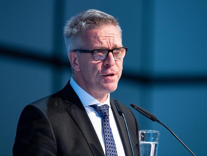 Dirk Schimmelpfennig, Vorstand Leistungssport im DOSB.