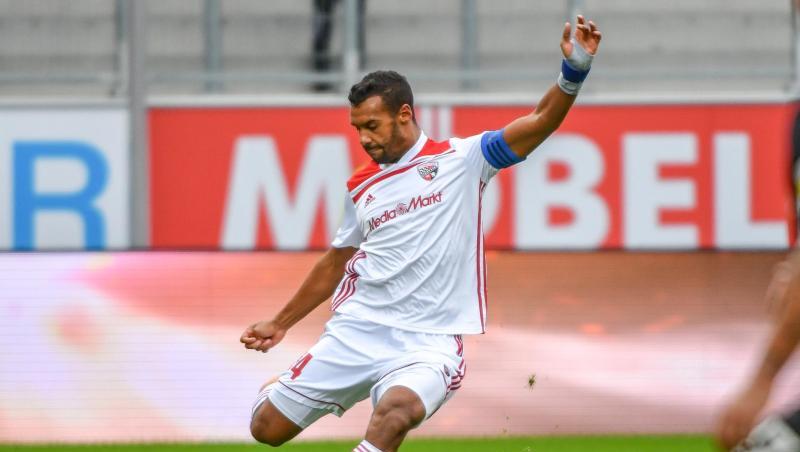 Marvin Matip von Ingolstadt am Ball. Foto: Armin Weigel/Archiv Marvin Matip von Ingolstadt am Ball. Foto: Armin Weigel/Archiv