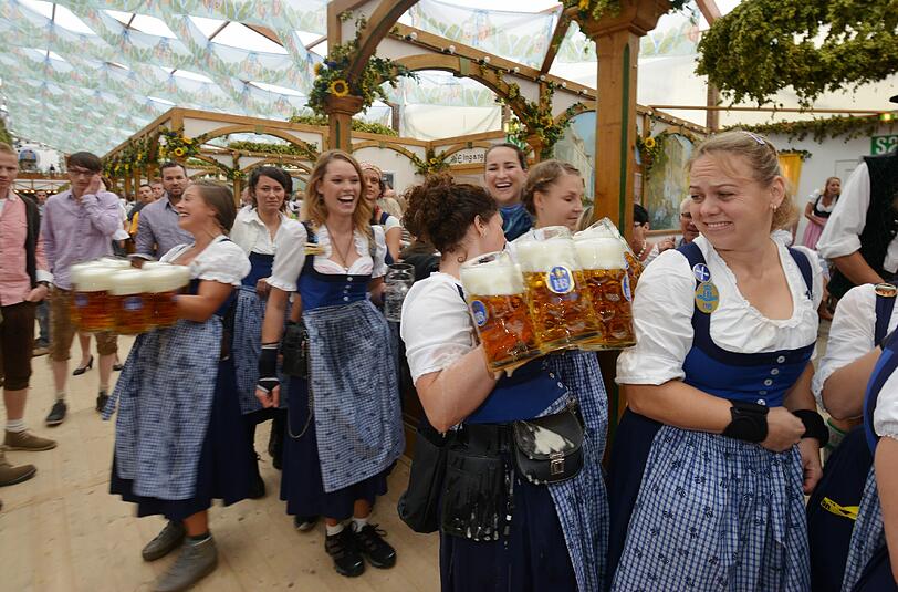 Die Wiesn-Bedienungen verdienen so gut, dass sie die 16 Festtage durcharbeiten wollen.