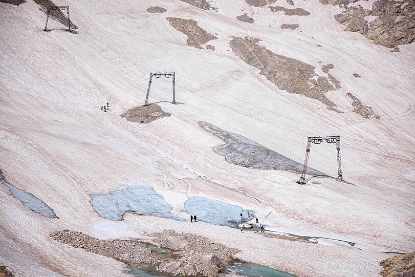 Das Abschmelzen könnte Folgen für den Skibetrieb haben. (Archivbild)