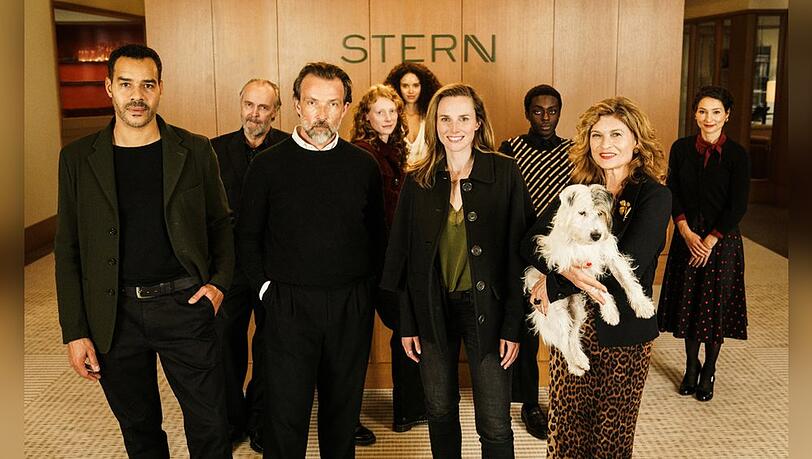 Einige der Mitarbeiter der fiktiven Schauspielagentur "Stern".