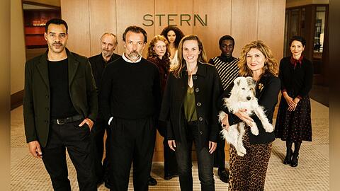 Einige der Mitarbeiter der fiktiven Schauspielagentur "Stern".