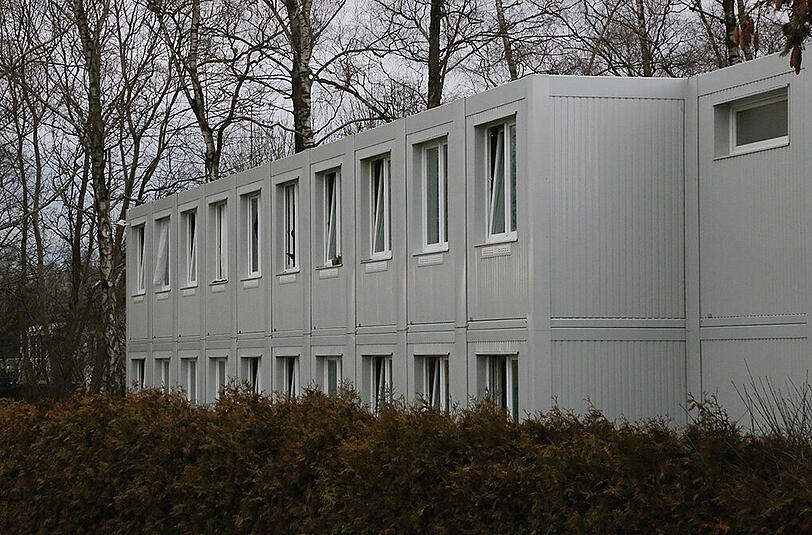 Bilder von der Asylbewerberunterkunft in Dorfen, in der ein 20-Jähriger erstochen wurde.