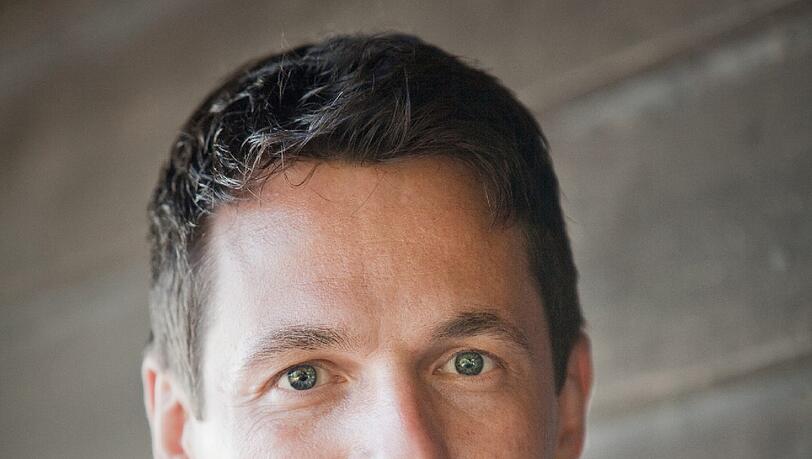 Der 37-jährige Hotelkaufmann ist in einem Bergdorf in Österreich geboren. Seit 15 Jahren lebt er in Süddeutschland. Der 37-jährige Hotelkaufmann ist in einem Bergdorf in Österreich geboren. Seit 15 Jahren lebt er in Süddeutschland.