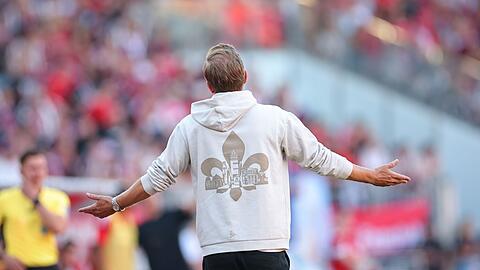 Haderte nach einer vergebenen Chance: Darmstadts Trainer Florian Kohfeldt.