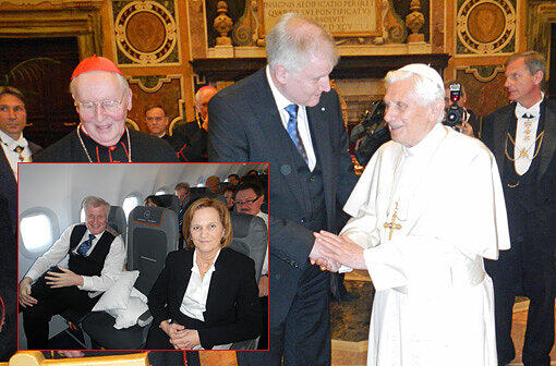 Gemeinsam mit einer bayerischen Delegation haben Horst Seehofer und seine Frau Karin dem Papst zum Geburtstag gratuliert. Die AZ war in Rom. Hier gibt's alle Bilder zum Durchklicken!