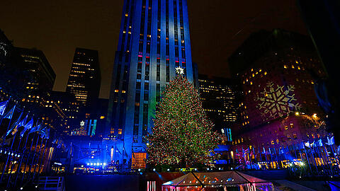 Der berühmte Weihnachtsbaum am Rockefeller Center in New York.