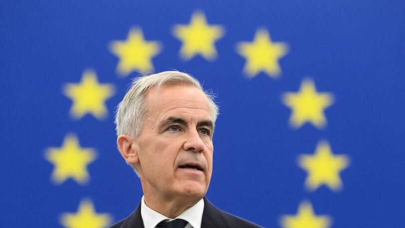 "Wo sich unsere St&auml;rken unterscheiden, erg&auml;nzen sie sich. Wo sie sich &uuml;berschneiden, schaffen sie Gr&ouml;&szlig;e": Kanadas Premierminister Mark Carney bekam f&uuml;r seine Rede vor dem Europ&auml;ischen Parlament langen Applaus.