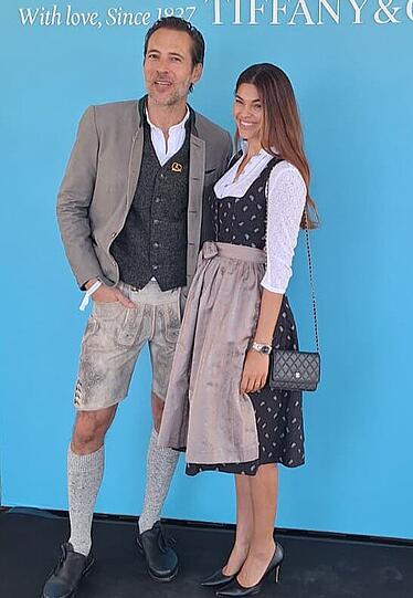 Moderator Alexander Mazza mit Ehefrau Viola