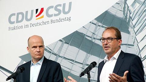 Stehen unter Druck: Unionsfraktionschef Ralph Brinkhaus und CSU-Landesgruppenchef Alexander Dobrindt.