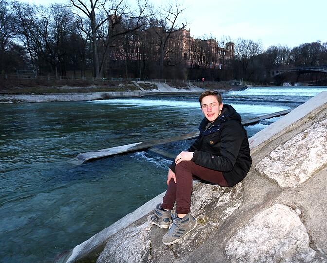Philipp S.  an der Isar...