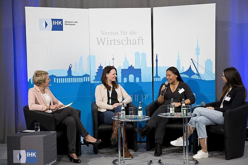 Am 9. November findet in München wieder die Gründermesse IHK EXISTENZ statt. Angeboten wird sie von der Industrie- und Handelskammer für München und Oberbayern (IHK) und richtet sich sowohl an Existenzgründer als auch an Jungunternehmer und Startups.