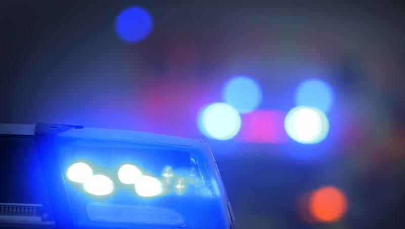 Ein Polizeiauto inn Bayern mit eingeschaltetem Blaulicht. Ein Polizeiauto inn Bayern mit eingeschaltetem Blaulicht.