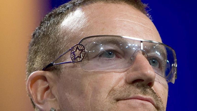 Bono hat Probleme mit der Bandscheibe Bono hat Probleme mit der Bandscheibe