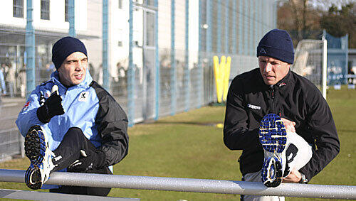„Da ist die Sonne aufgegangen!“ Berkant Göktan (l.) trainiert gestern wieder beim TSV 1860. „Da ist die Sonne aufgegangen!“ Berkant Göktan (l.) trainiert gestern wieder beim TSV 1860.
