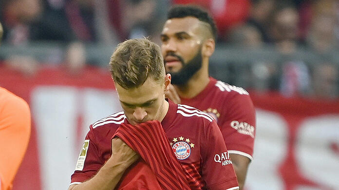 Verliert viel Geld durch die Quarantäne: Die Bayern-Bosse dürfen Joshua Kimmich Teile seines Gehalts streichen, wenn er in Isolation muss.
