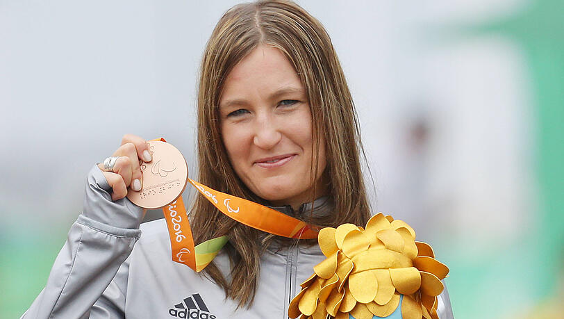 2016 hat Denise Schindler bei den Paralympics in Rio de Janeiro die Bronzemedaille gewonnen. 2016 hat Denise Schindler bei den Paralympics in Rio de Janeiro die Bronzemedaille gewonnen.