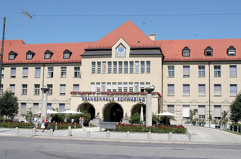 Das Klinikum Schwabing wird etwas weniger radikal geschrumpft, als bisher geplant.