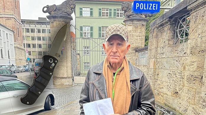 Nach dem Messerfund muss Frederic Prinz von Anhalt zum Polizeipräsidium. Nach etwa einer Stunde durfte er gehen. In den Händen hält er u.a. ein Sicherstellungsprotokoll.