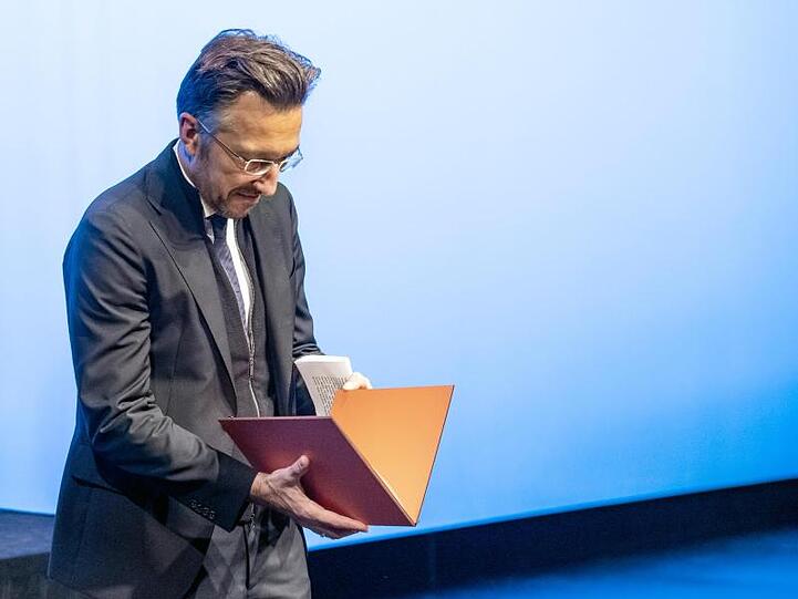 Lukas Bärfuss hat den diesjährigen Georg-Büchner-Preis bekommen.