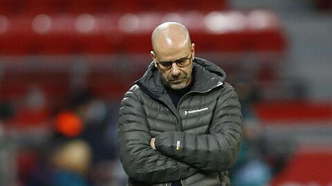 Gerät in Leverkusen immer mehr unter Druck: Bayer-Coach Peter Bosz.