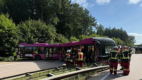 Die A24 war wegen des Unfalls in Richtung Hamburg voll gesperrt.