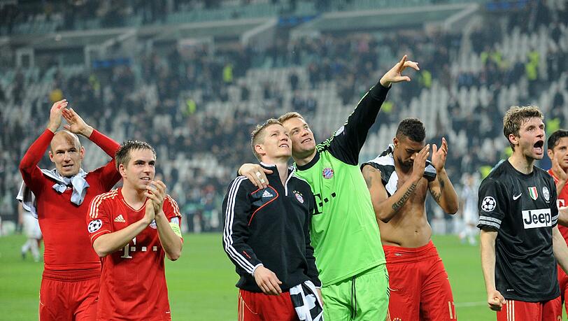 Im Viertelfinale kegelten die Bayern Juventus Turin 2014 aus der Champions League. Laut Quoten von bwin passiert das in dieser Saison schon im Achtelfinale. Im Viertelfinale kegelten die Bayern Juventus Turin 2014 aus der Champions League. Laut Quoten von bwin passiert das in dieser Saison schon im Achtelfinale.