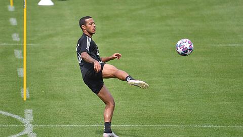 Thiago will nach England wechseln - vorher steht mit dem FC Bayern aber noch die Champions League an.