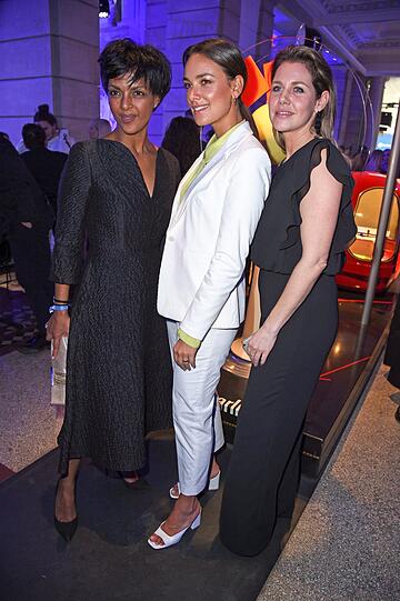 Dennenesch Zoudé, Janina Uhse und Felicitas Woll bei der ARD Blue Hour im Museum für Kommunikation