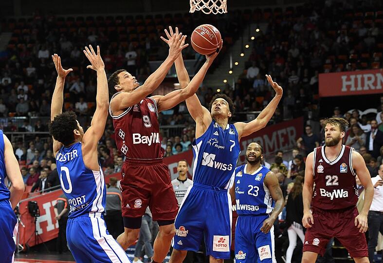 Nach dem Kraftakt gegen Frankfurt fordern sie nun Bamberg heraus: Die Bayern um Jared Cunningham (am Ball).