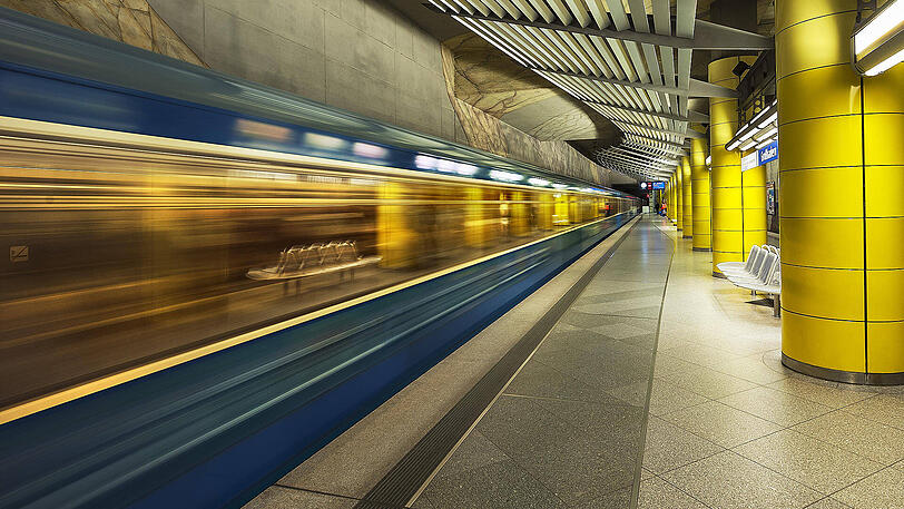 Der U-Bahnfahrer verging sich an der 18-Jährigen zwischen der Wendeschleife und dem U-Bahnhof Großhadern.
