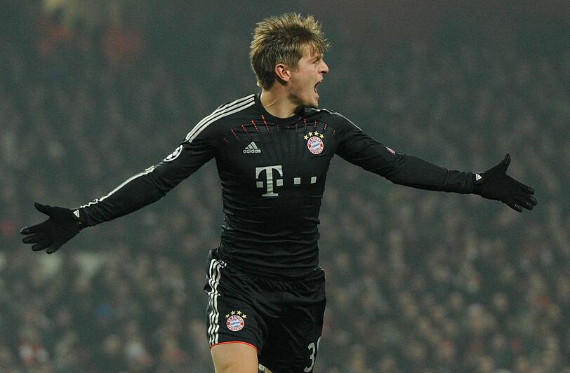 So sehen Sieger aus: Toni Kroos bejubelt seinen Treffer zum 1:0 beim 3:1 der Bayern in London gegen Arsenal.