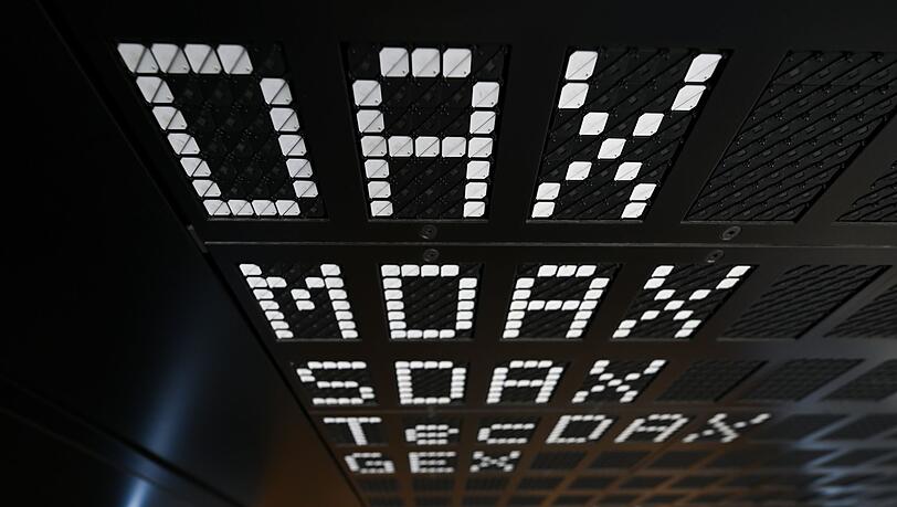 Der deutsche Börsen-Leitindex hat erstmals die Marke der 26.000 Punkte geknackt. (Archivbild) Der deutsche Börsen-Leitindex hat erstmals die Marke der 26.000 Punkte geknackt. (Archivbild)