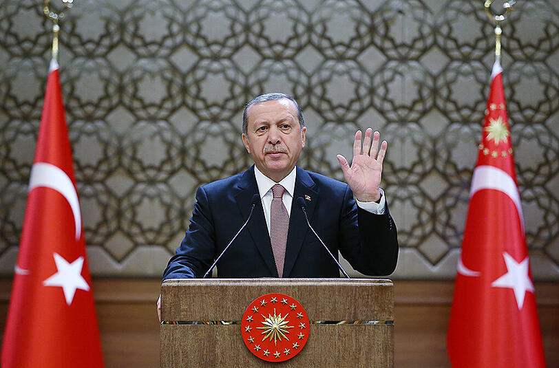 Der türkische Staatspräsident poltert mal wieder - dieses mal gegen die eigenen Fußball-Fans.
