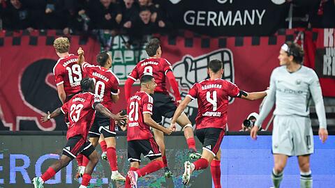 N&uuml;rnberg holt gegen Wolfsburg ein zwischenzeitliches 0:2 auf.