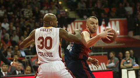Matchwinner: Dusko Savanovic (rechts).